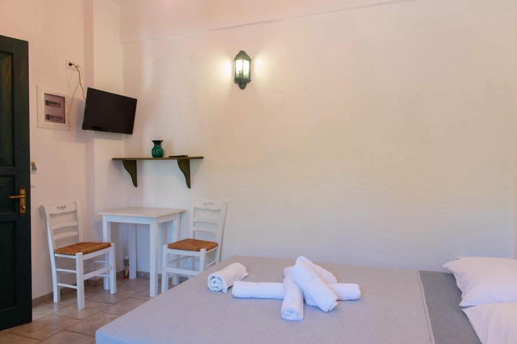Almyra Seaside Suites Platis Gialos  Exterior foto
